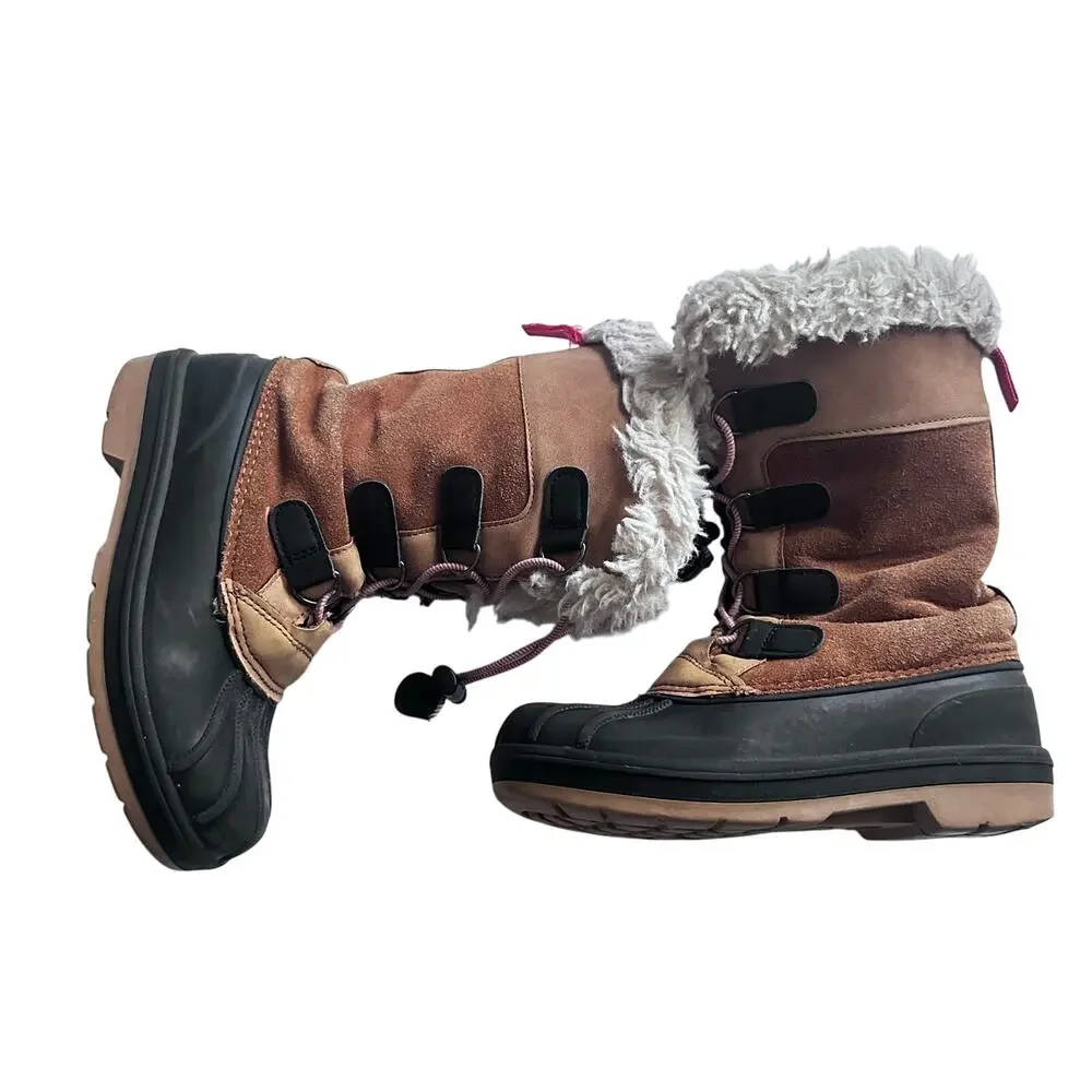Cat & Jack Tan Duck Boots Size 1 - Sherpa Lined